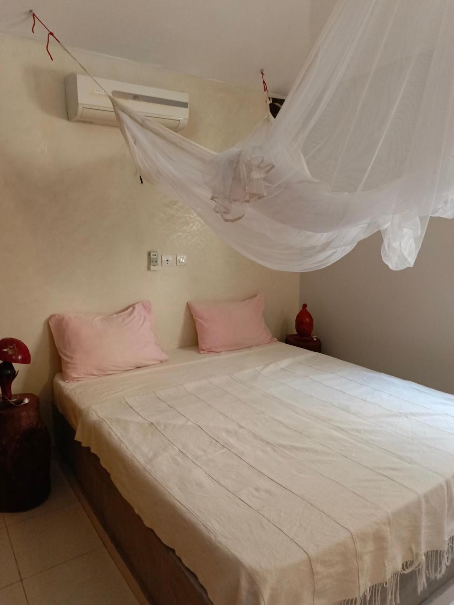Jardin D'Afrique Hotel Saly Portudal Quarto foto